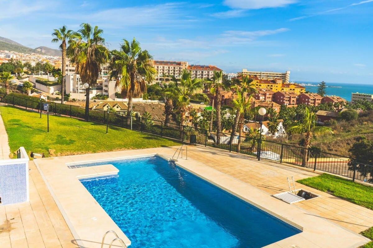 Ap. Benalmadena 2 Hab. A 5 Minutos De La Playa Daire Dış mekan fotoğraf